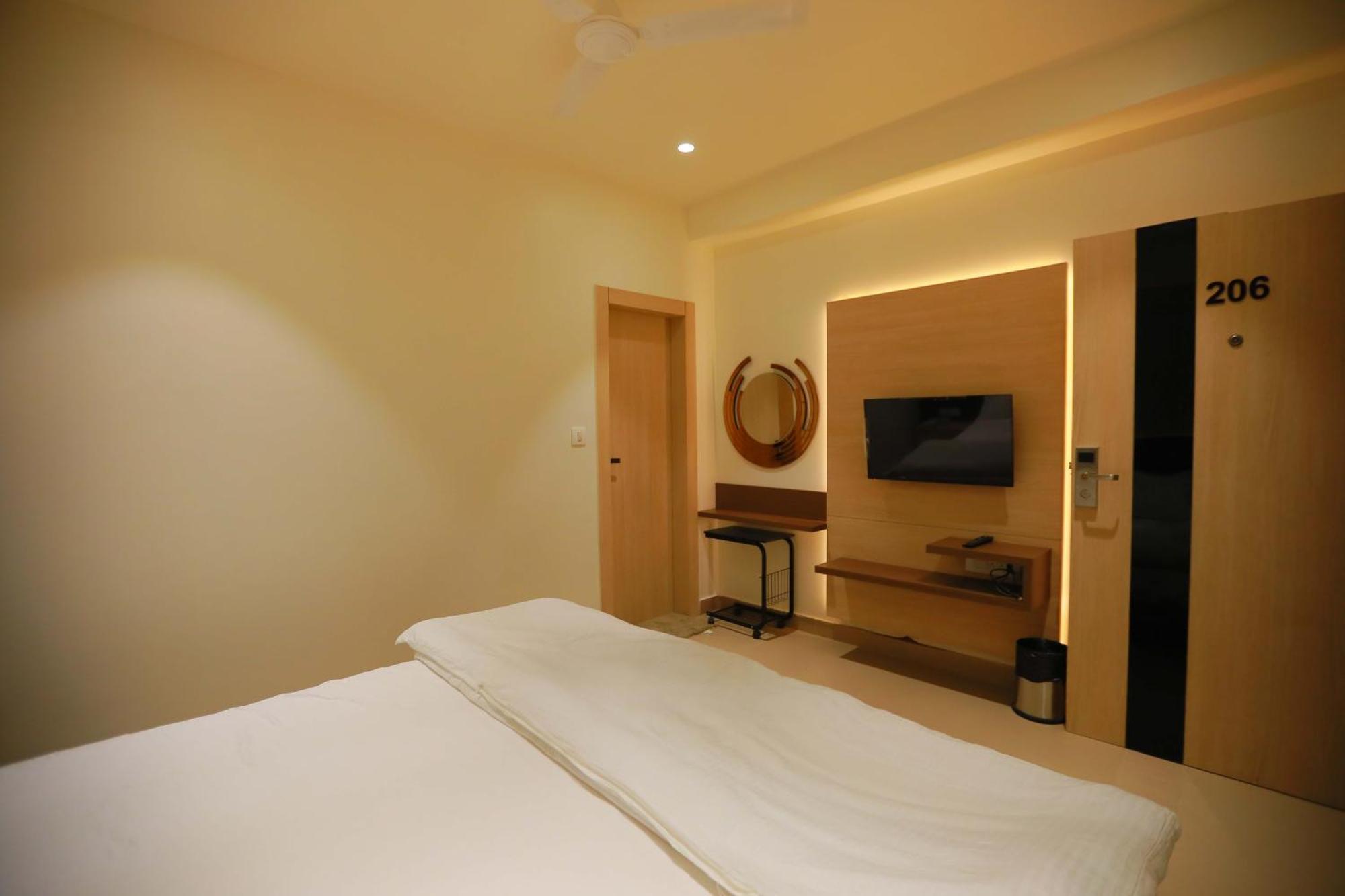 Hotel 16 Delhi  Luaran gambar